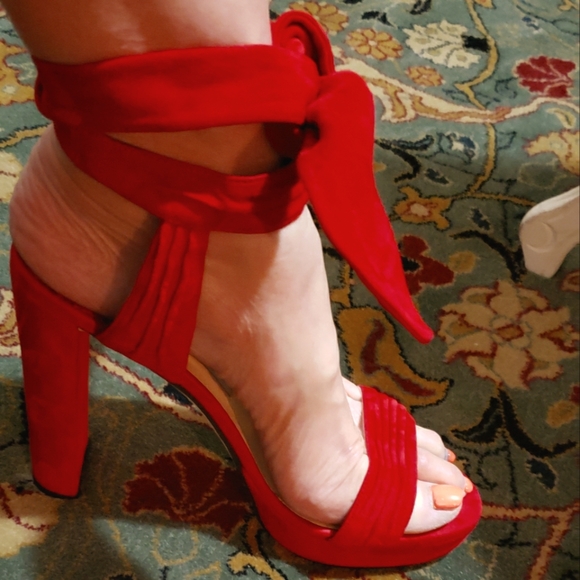 Jimmy Choo Heels - Picture 1 of 4